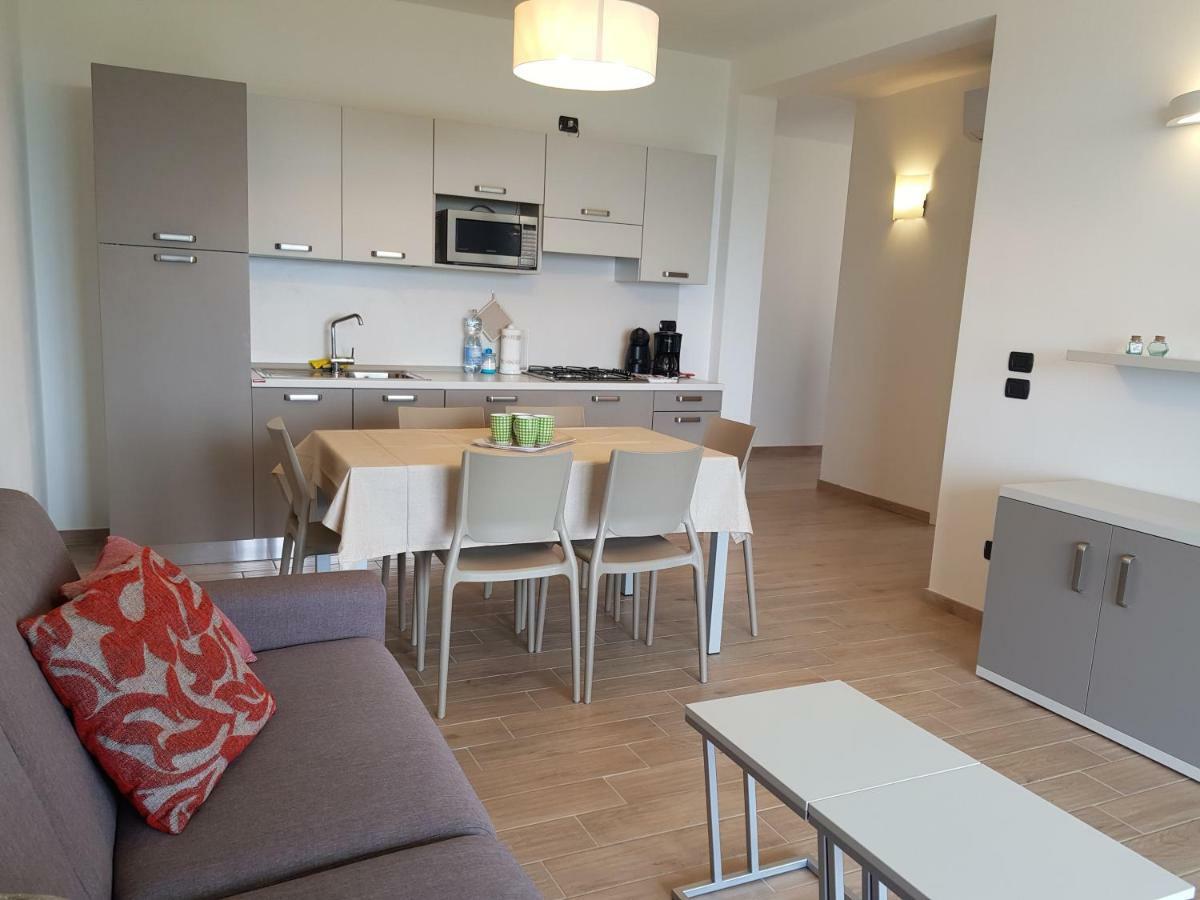 Apartamento Poggio Di Pastrengo Exterior foto